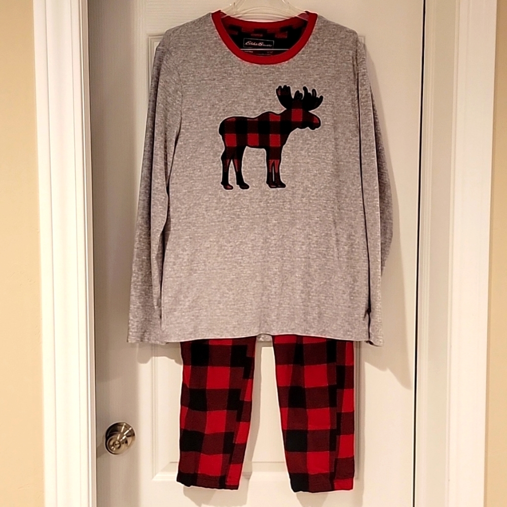 Eddie Bauer Men's Moose Long Sleeve Grey Top Plaid Bottoms Pajamas L